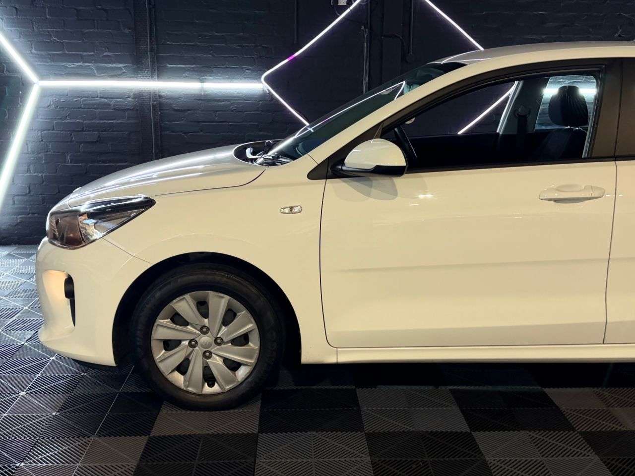 A 2019 KIA RIO 1.25 1 Hatchback 5dr Petrol Manual Euro 6 (s/s) (83 bhp) LOW MILES - 1 FORM A 2019 KIA RIO 1.25 1 Hatchback 5dr Petrol Manual Euro 6 (s/s) (83 bhp) LOW MILES - 1 FORM