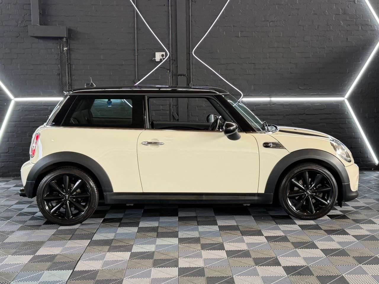2013 MINI HATCH 2013 MINI HATCH