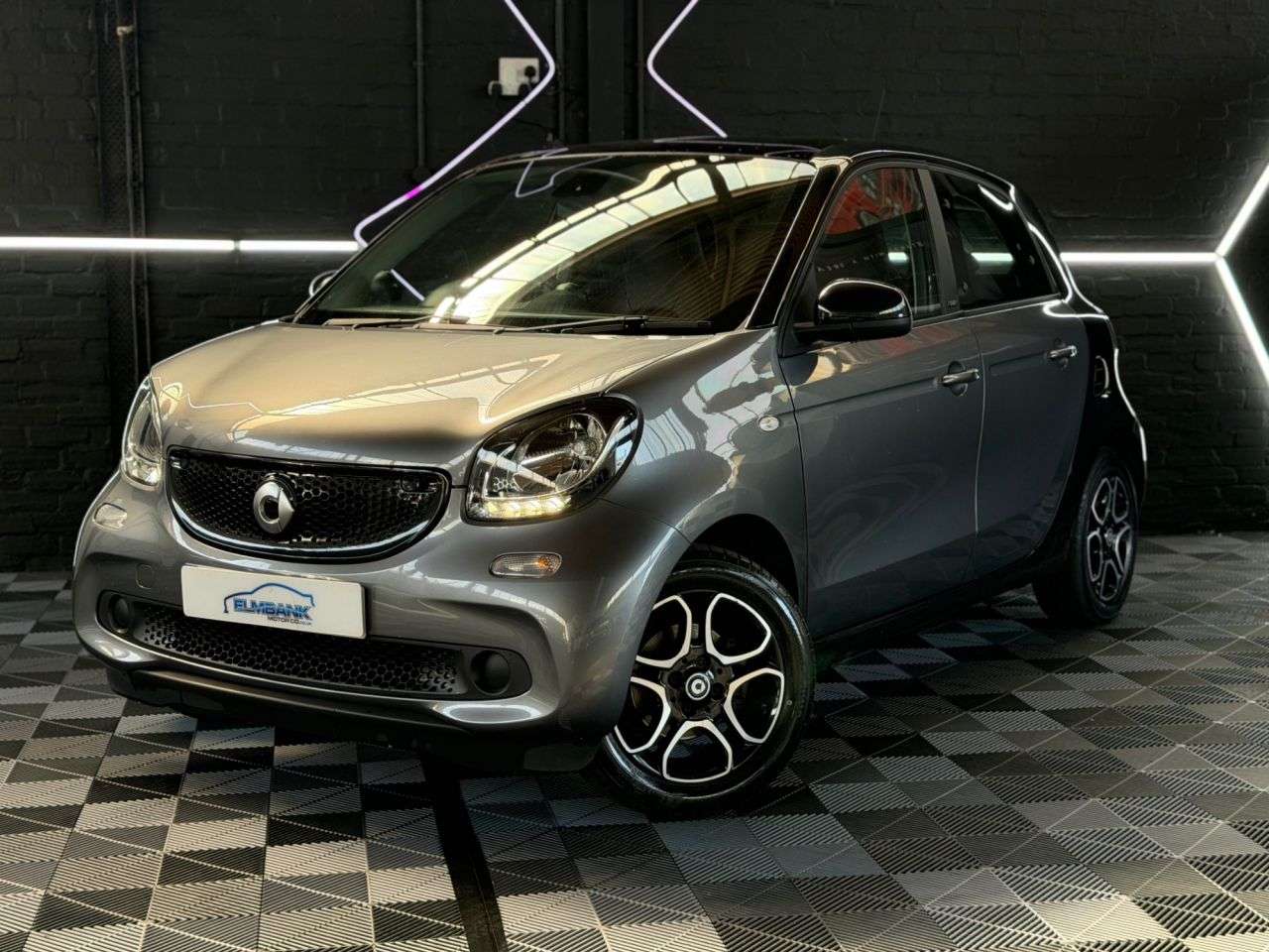 2017 SMART FORFOUR 2017 SMART FORFOUR