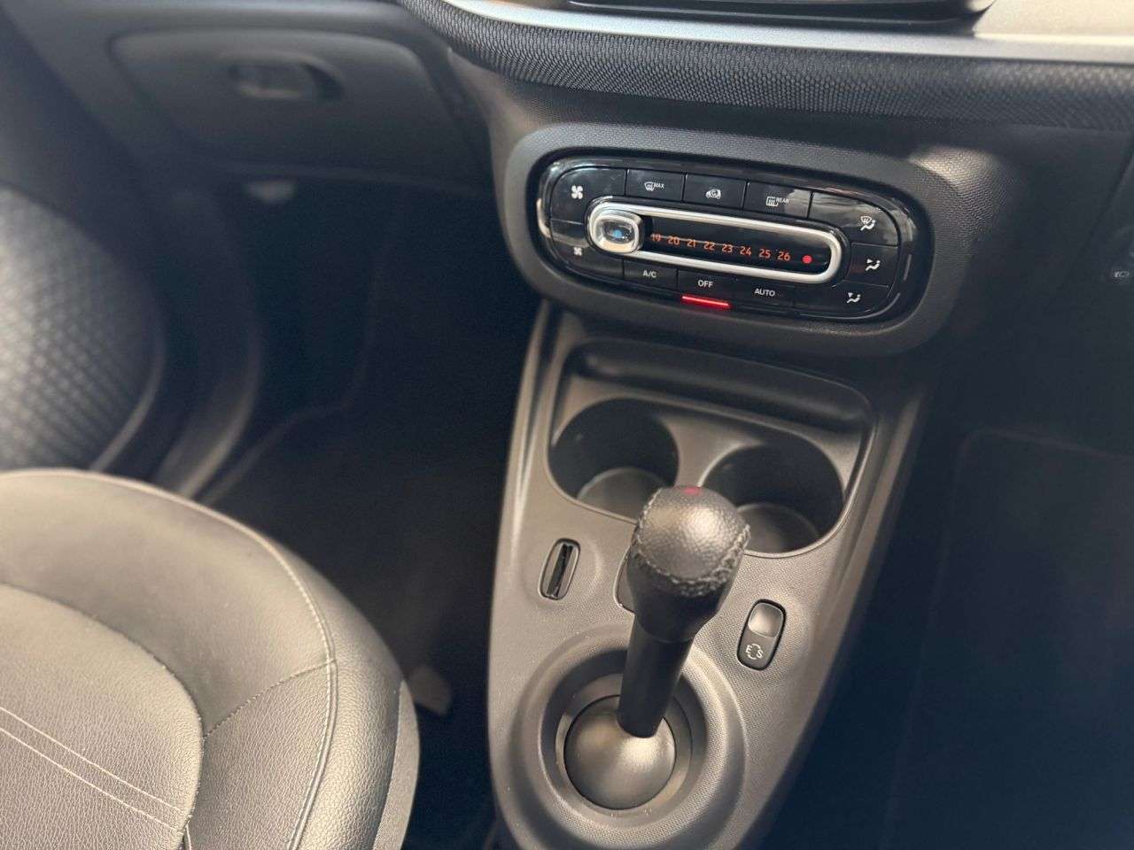 2017 SMART FORFOUR 2017 SMART FORFOUR