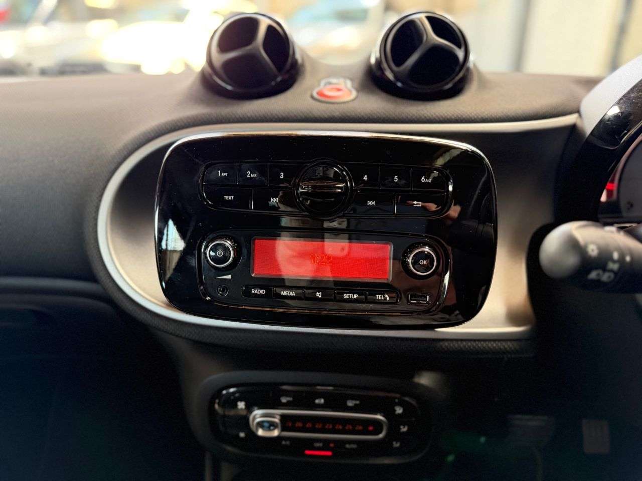 2017 SMART FORFOUR 2017 SMART FORFOUR