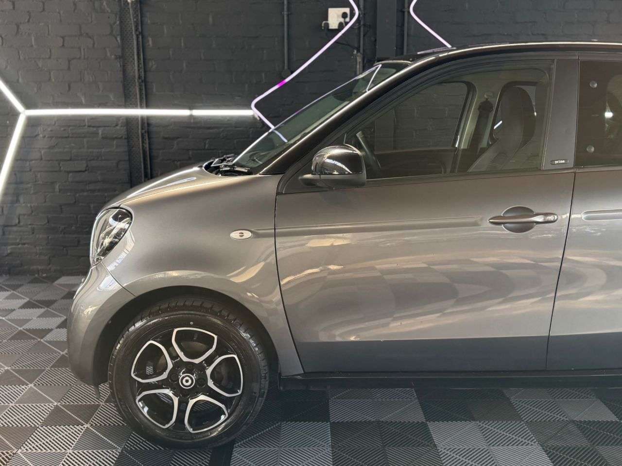 2017 SMART FORFOUR 2017 SMART FORFOUR