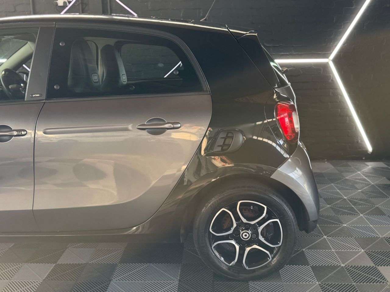 2017 SMART FORFOUR 2017 SMART FORFOUR