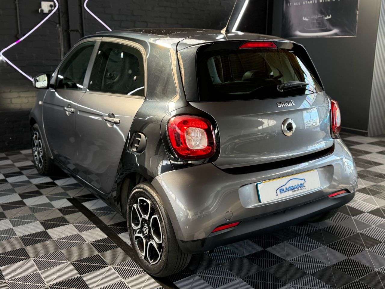 2017 SMART FORFOUR 2017 SMART FORFOUR