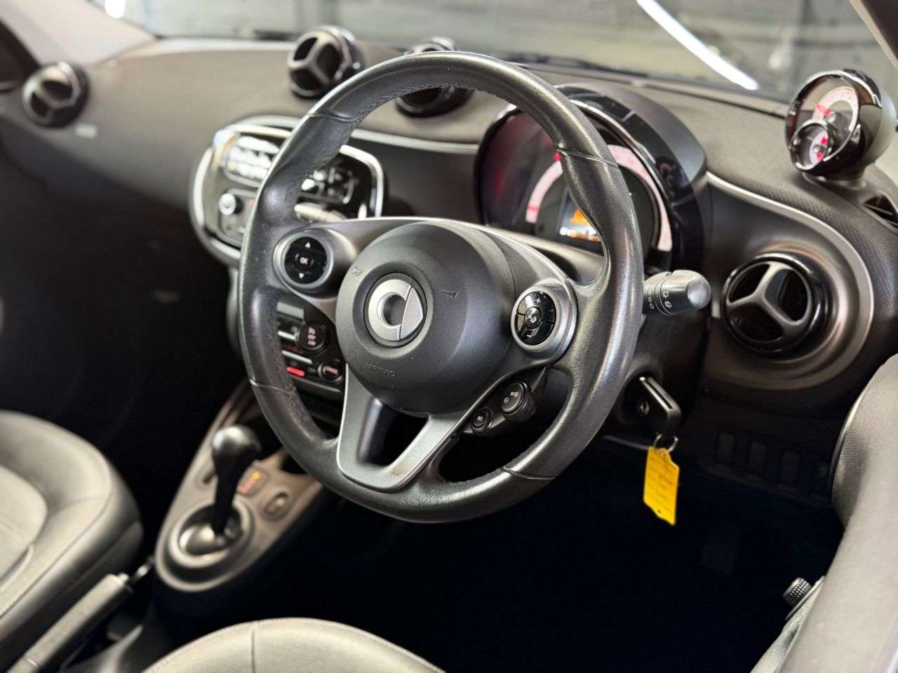 2017 SMART FORFOUR 2017 SMART FORFOUR