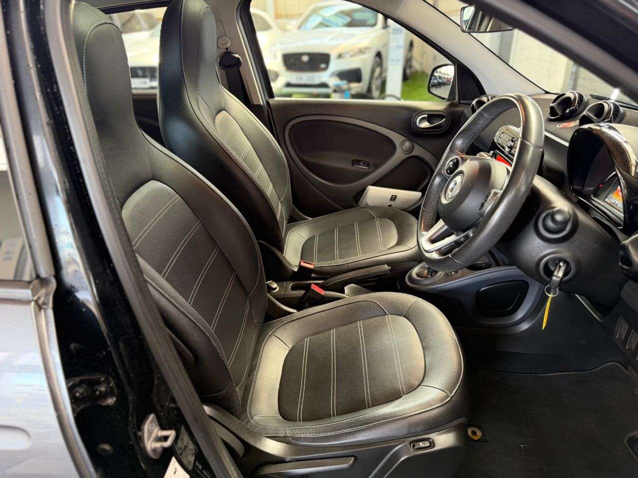 2017 SMART FORFOUR 2017 SMART FORFOUR
