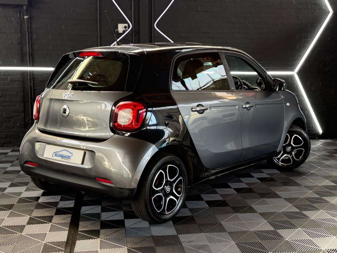 2017 SMART FORFOUR 2017 SMART FORFOUR