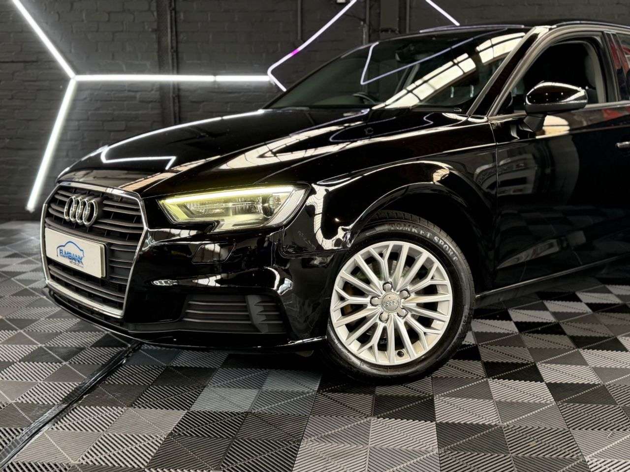 A 2016 AUDI A3 2.0 TDI SE Technik Sportback 5dr Diesel Manual Euro 6 (s/s) (150 ps) £20 RO A 2016 AUDI A3 2.0 TDI SE Technik Sportback 5dr Diesel Manual Euro 6 (s/s) (150 ps) £20 RO