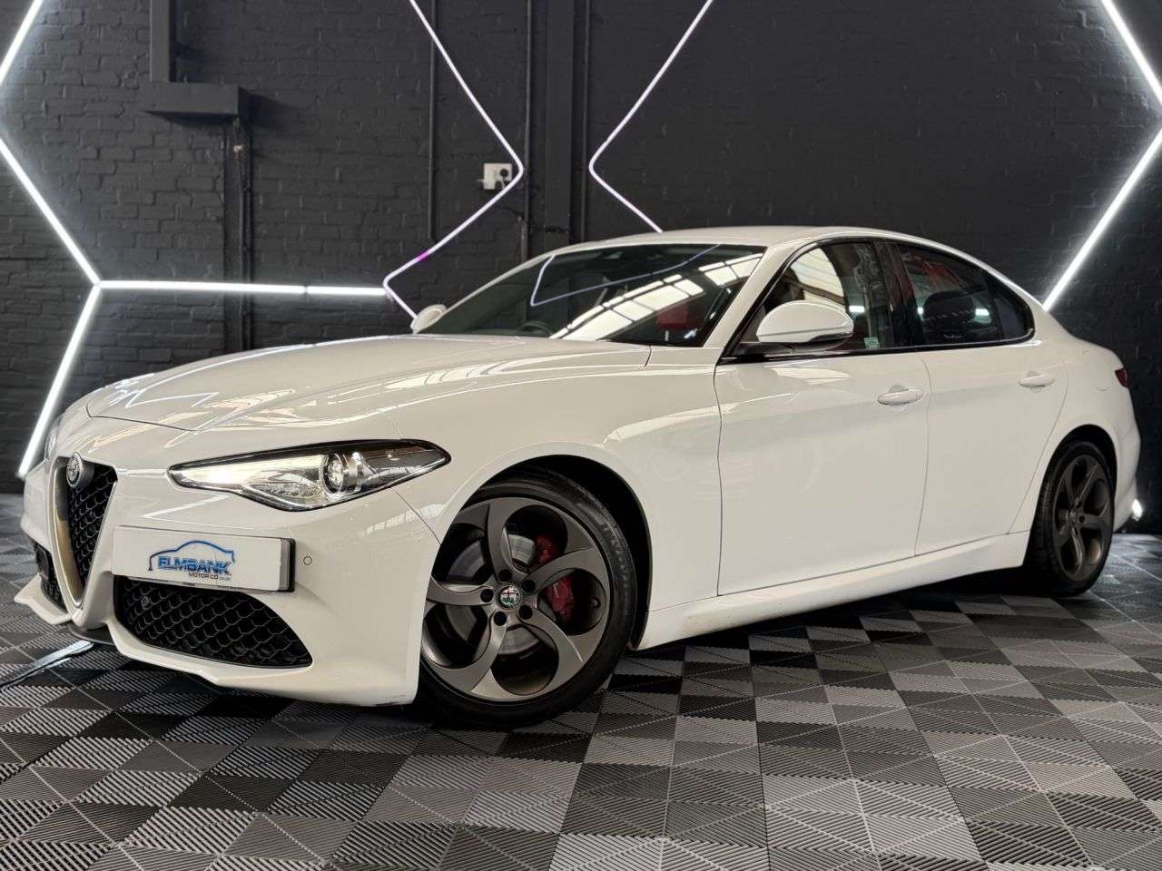 A 2017 ALFA ROMEO GIULIA 2.2 TD Speciale Saloon 4dr Diesel Auto Euro 6 (s/s) (180 ps) 3 OWNERS - 2 K A 2017 ALFA ROMEO GIULIA 2.2 TD Speciale Saloon 4dr Diesel Auto Euro 6 (s/s) (180 ps) 3 OWNERS - 2 K