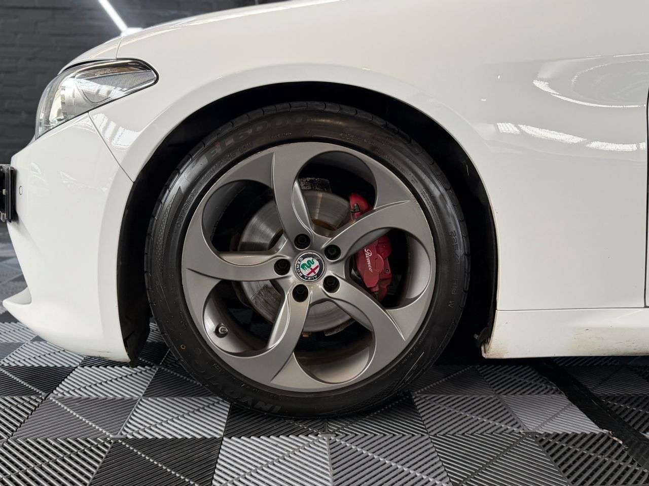 2017 ALFA ROMEO GIULIA 2017 ALFA ROMEO GIULIA