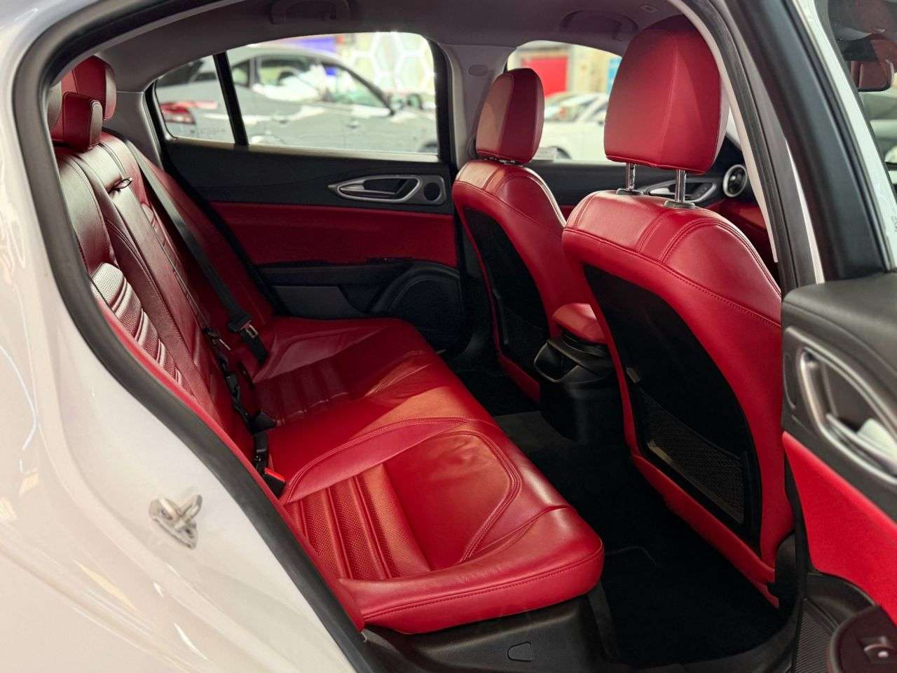 2017 ALFA ROMEO GIULIA 2017 ALFA ROMEO GIULIA