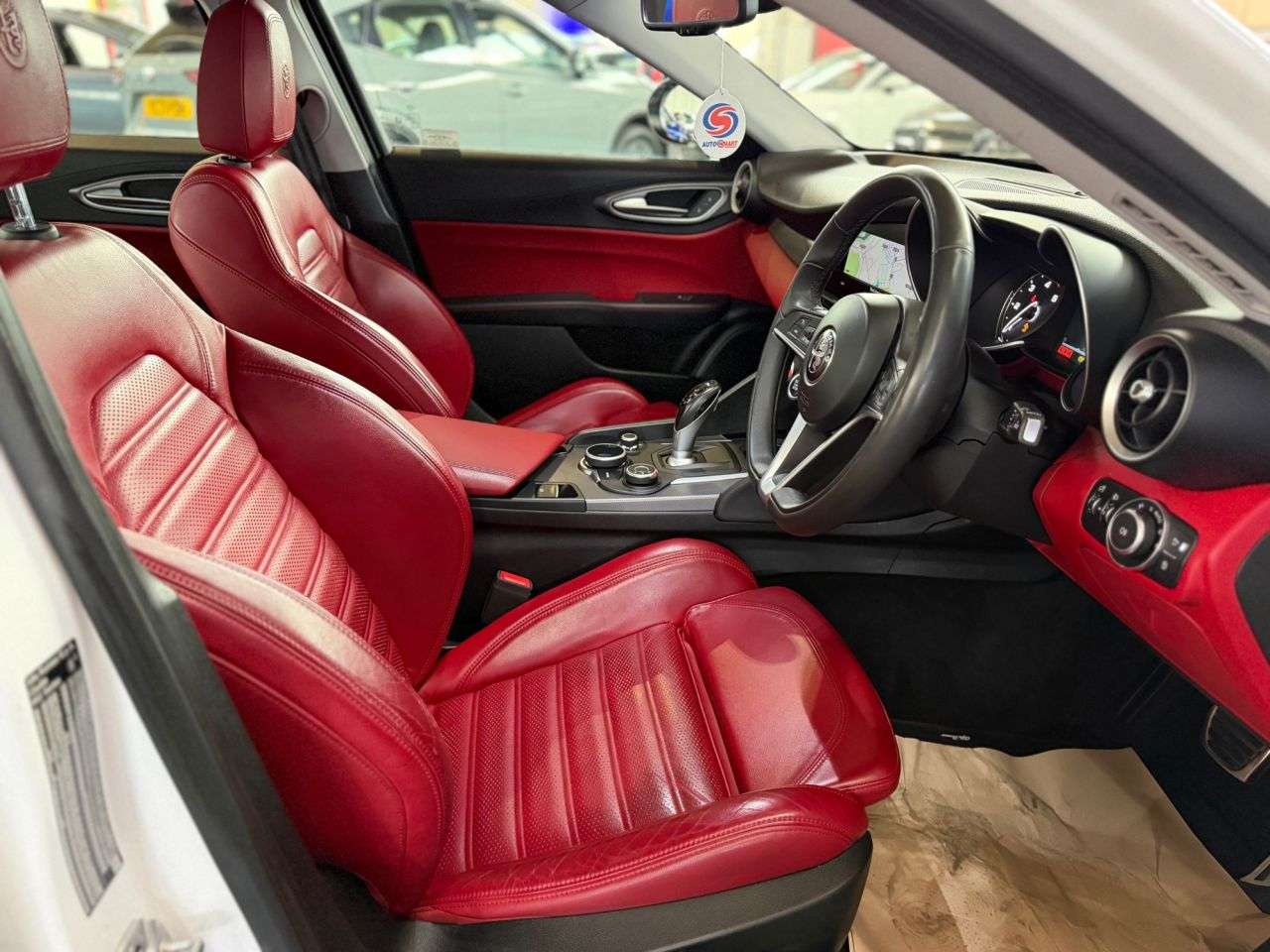 2017 ALFA ROMEO GIULIA 2017 ALFA ROMEO GIULIA