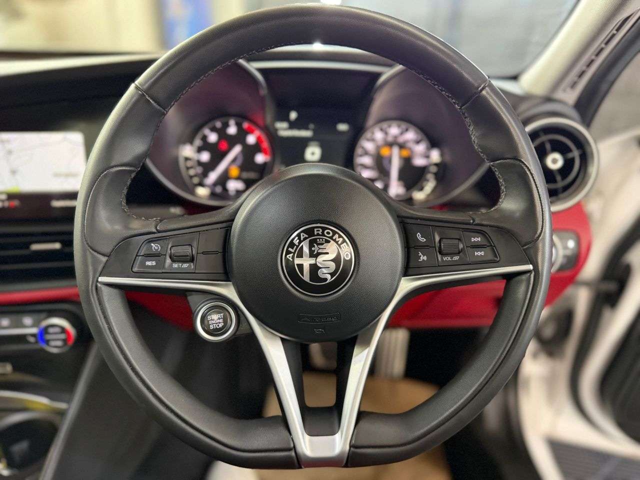 2017 ALFA ROMEO GIULIA 2017 ALFA ROMEO GIULIA