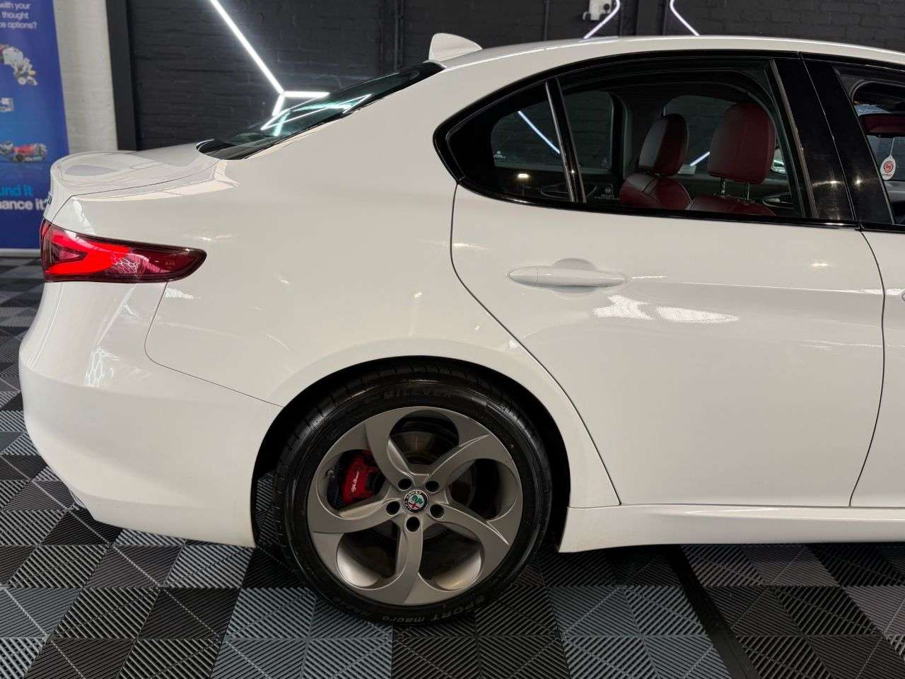 2017 ALFA ROMEO GIULIA 2017 ALFA ROMEO GIULIA