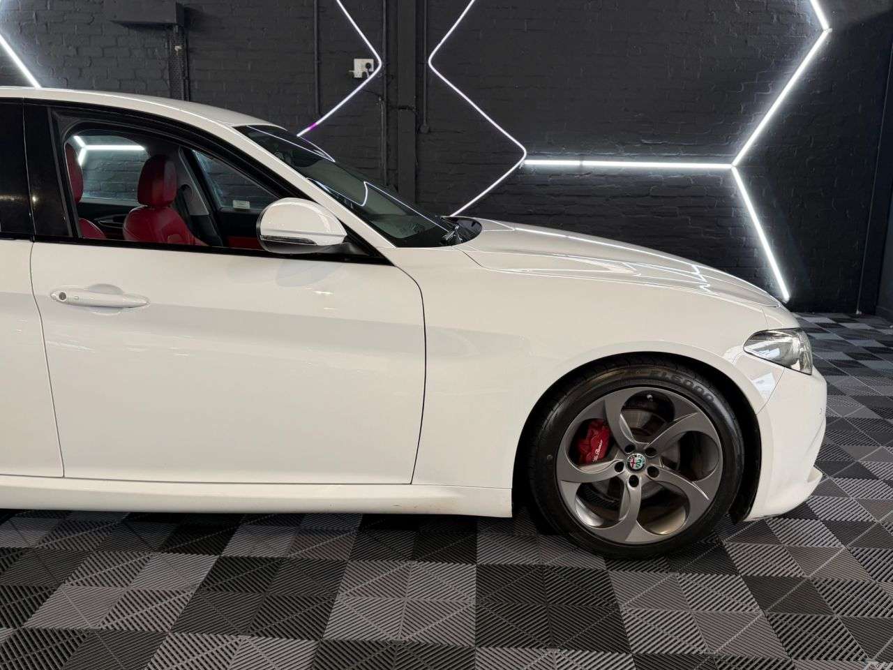 2017 ALFA ROMEO GIULIA 2017 ALFA ROMEO GIULIA