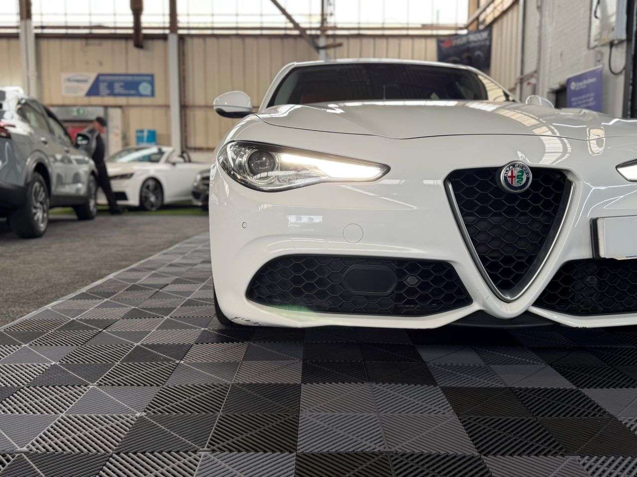 2017 ALFA ROMEO GIULIA 2017 ALFA ROMEO GIULIA