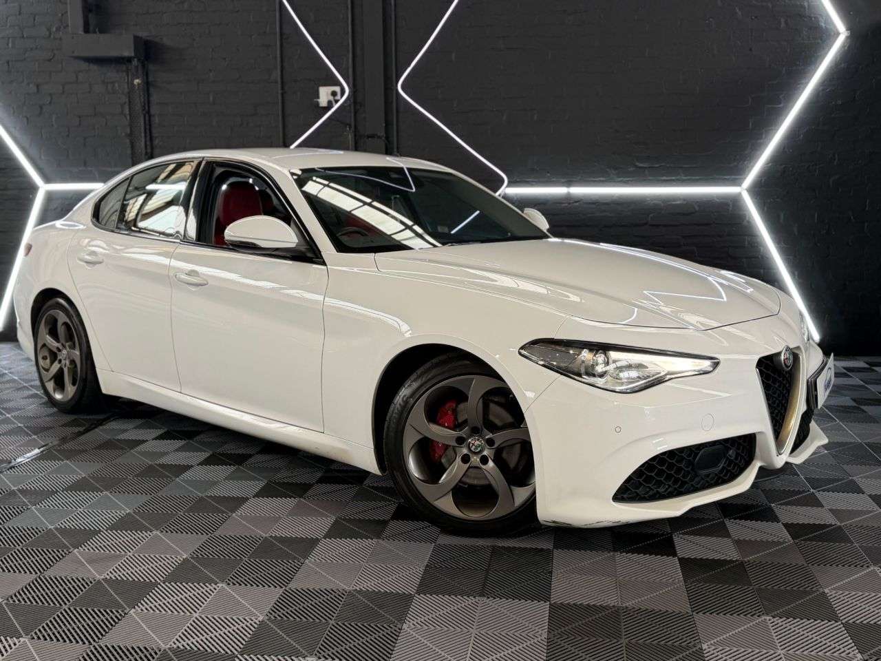 2017 ALFA ROMEO GIULIA 2017 ALFA ROMEO GIULIA