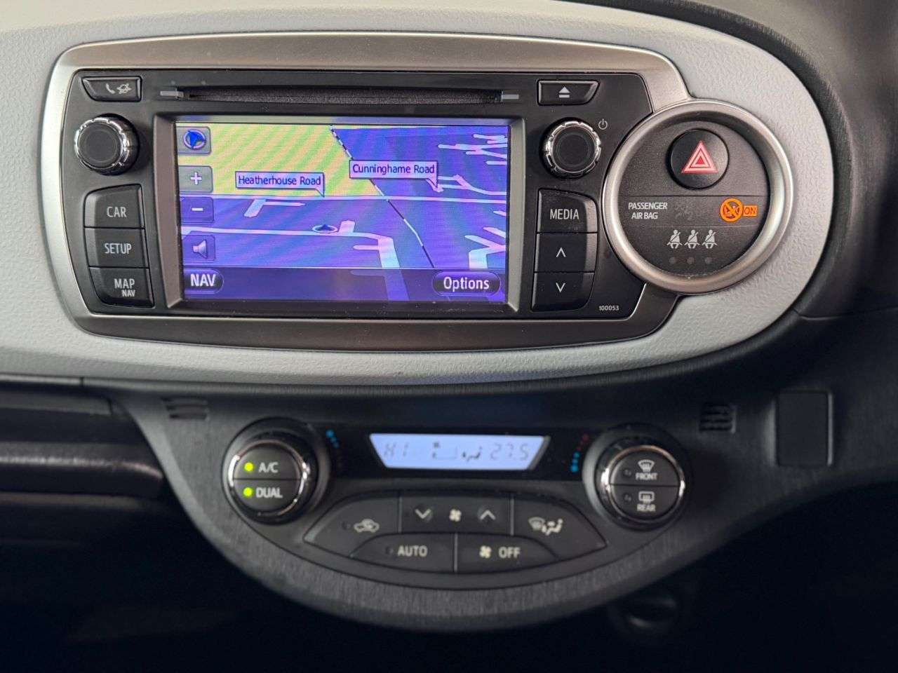 2014 TOYOTA YARIS 2014 TOYOTA YARIS