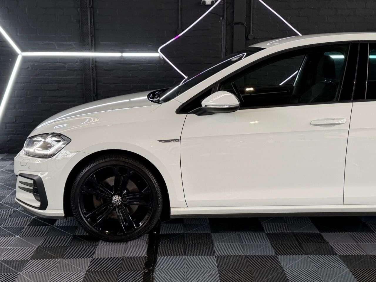 2017 VOLKSWAGEN GOLF 2017 VOLKSWAGEN GOLF
