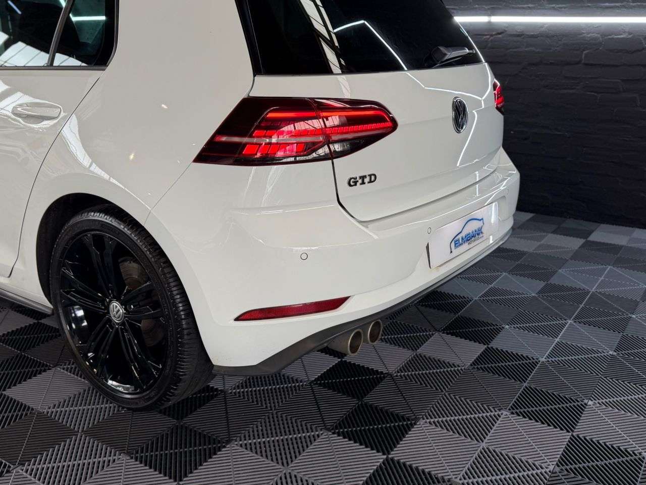 2017 VOLKSWAGEN GOLF 2017 VOLKSWAGEN GOLF