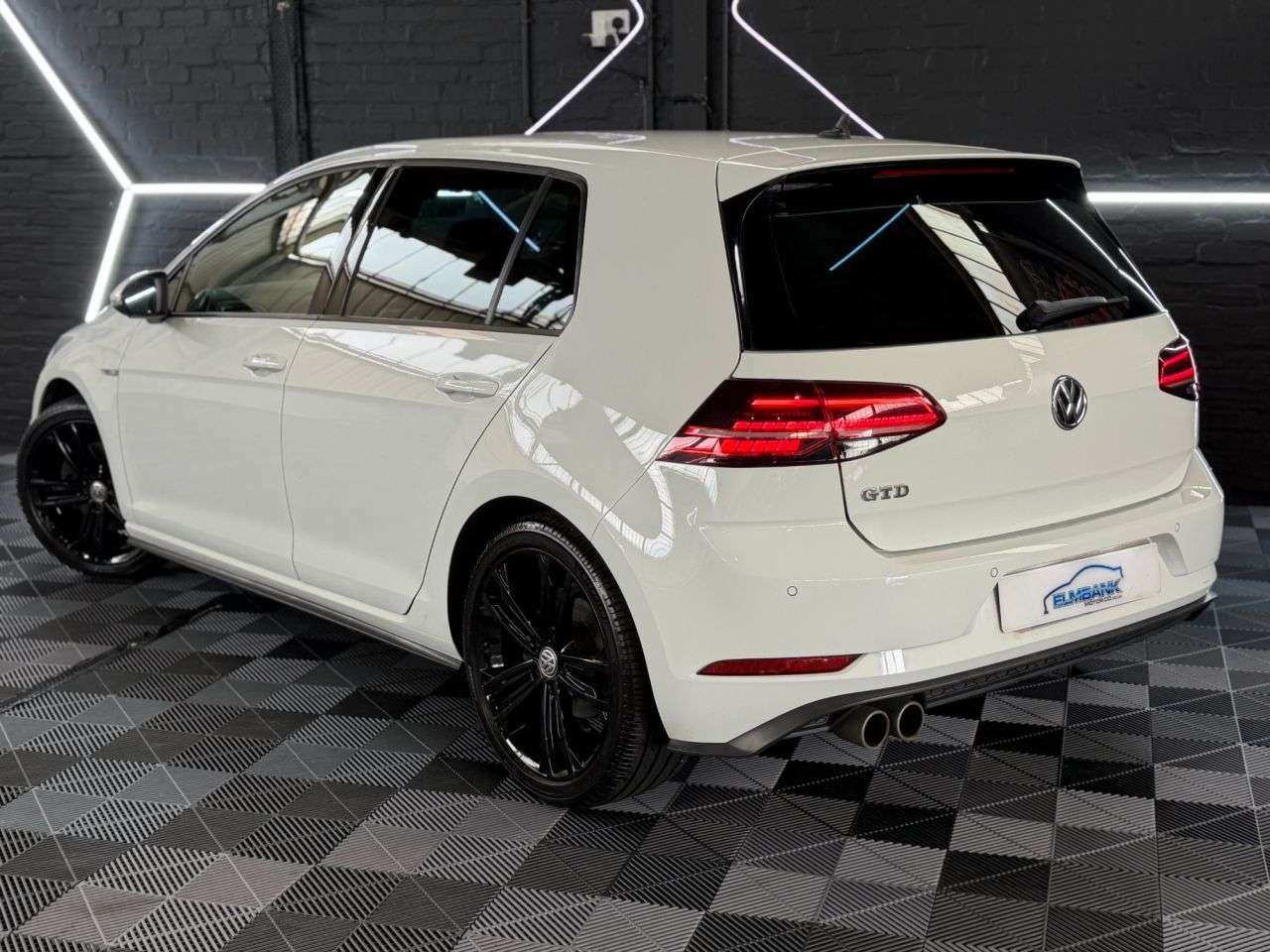 2017 VOLKSWAGEN GOLF 2017 VOLKSWAGEN GOLF