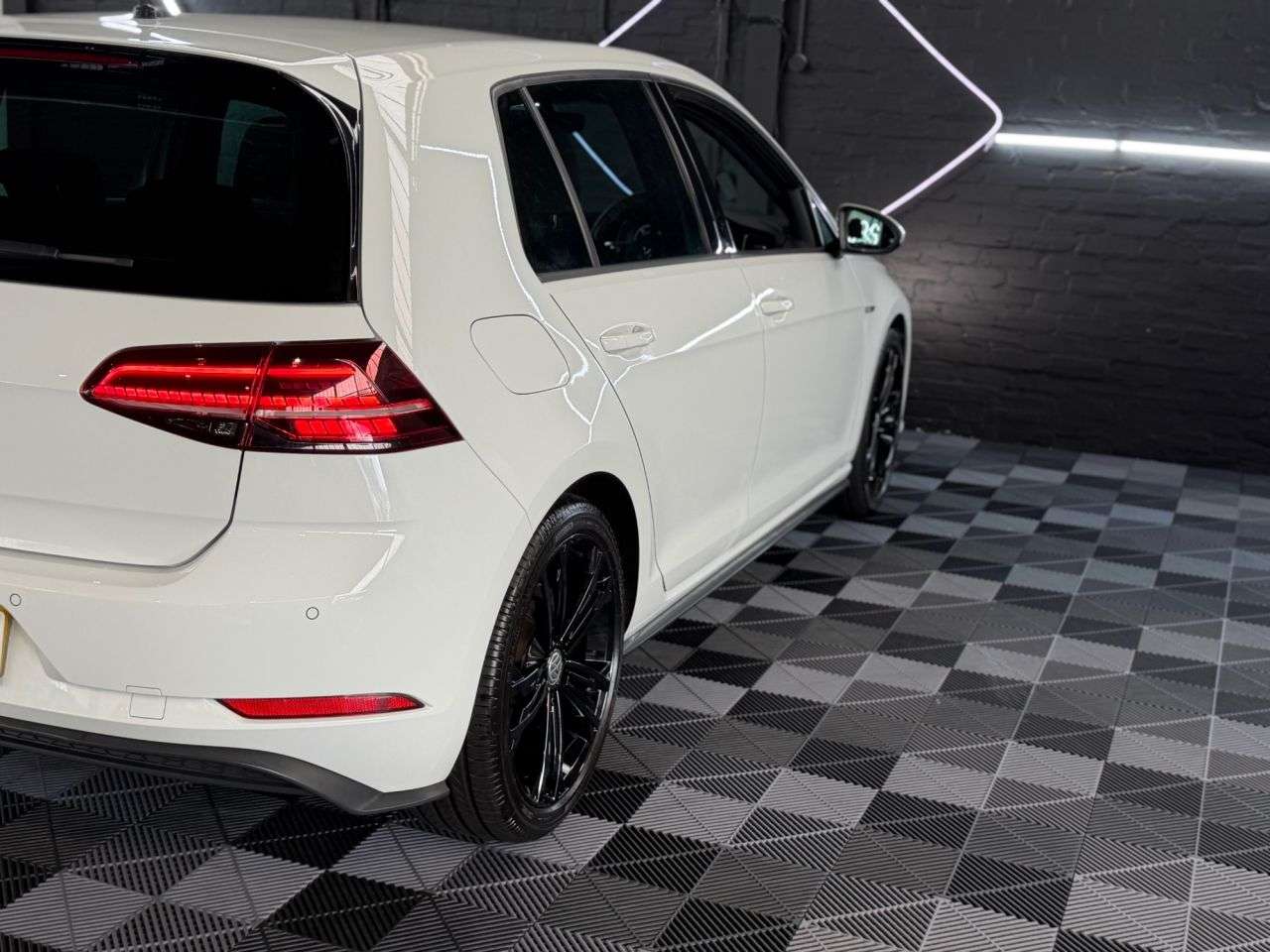 2017 VOLKSWAGEN GOLF 2017 VOLKSWAGEN GOLF
