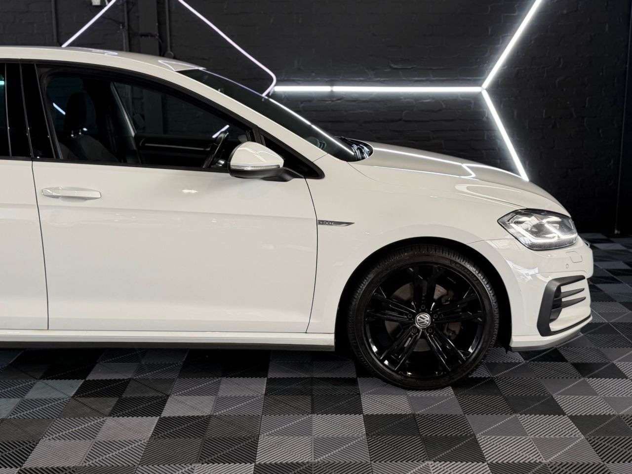 2017 VOLKSWAGEN GOLF 2017 VOLKSWAGEN GOLF