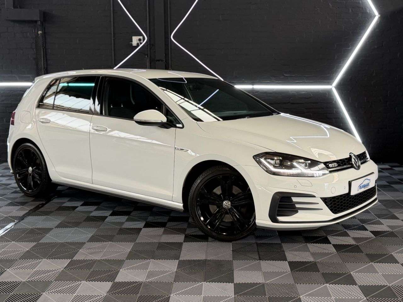 2017 VOLKSWAGEN GOLF 2017 VOLKSWAGEN GOLF