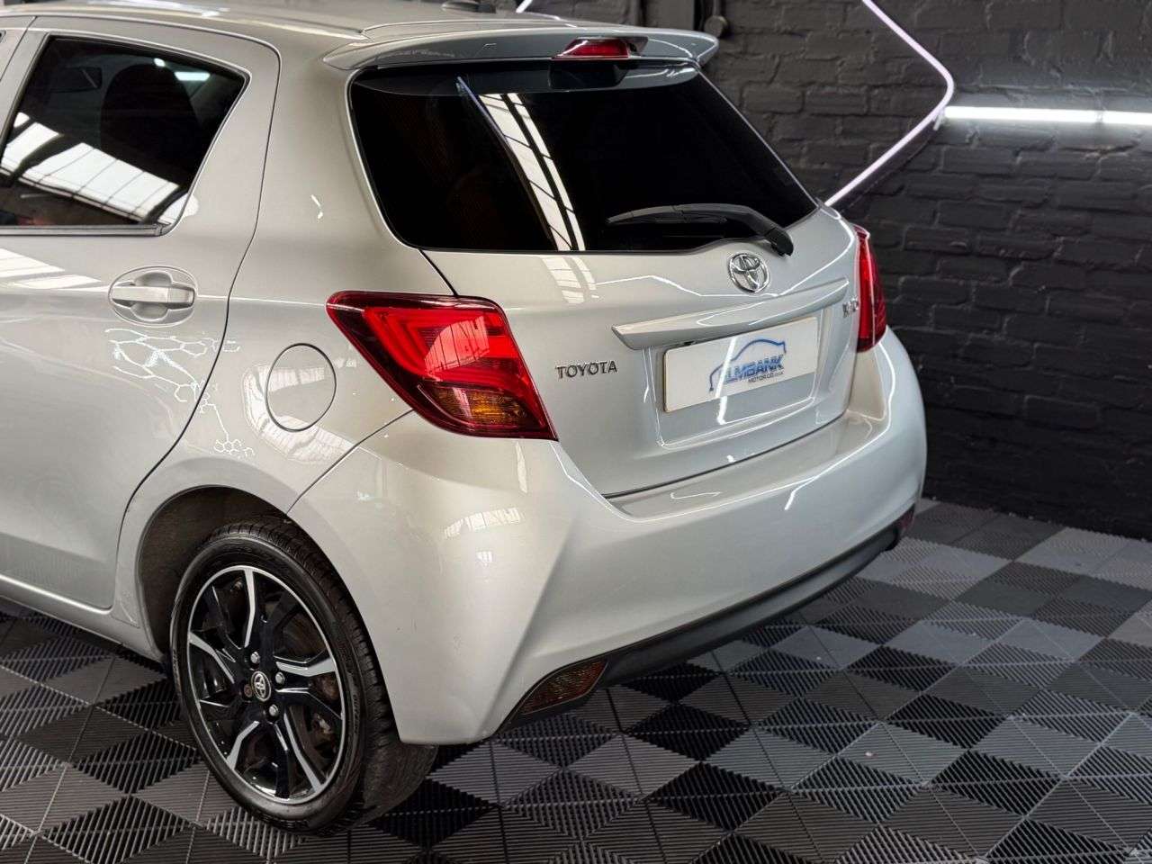 2016 TOYOTA YARIS 2016 TOYOTA YARIS