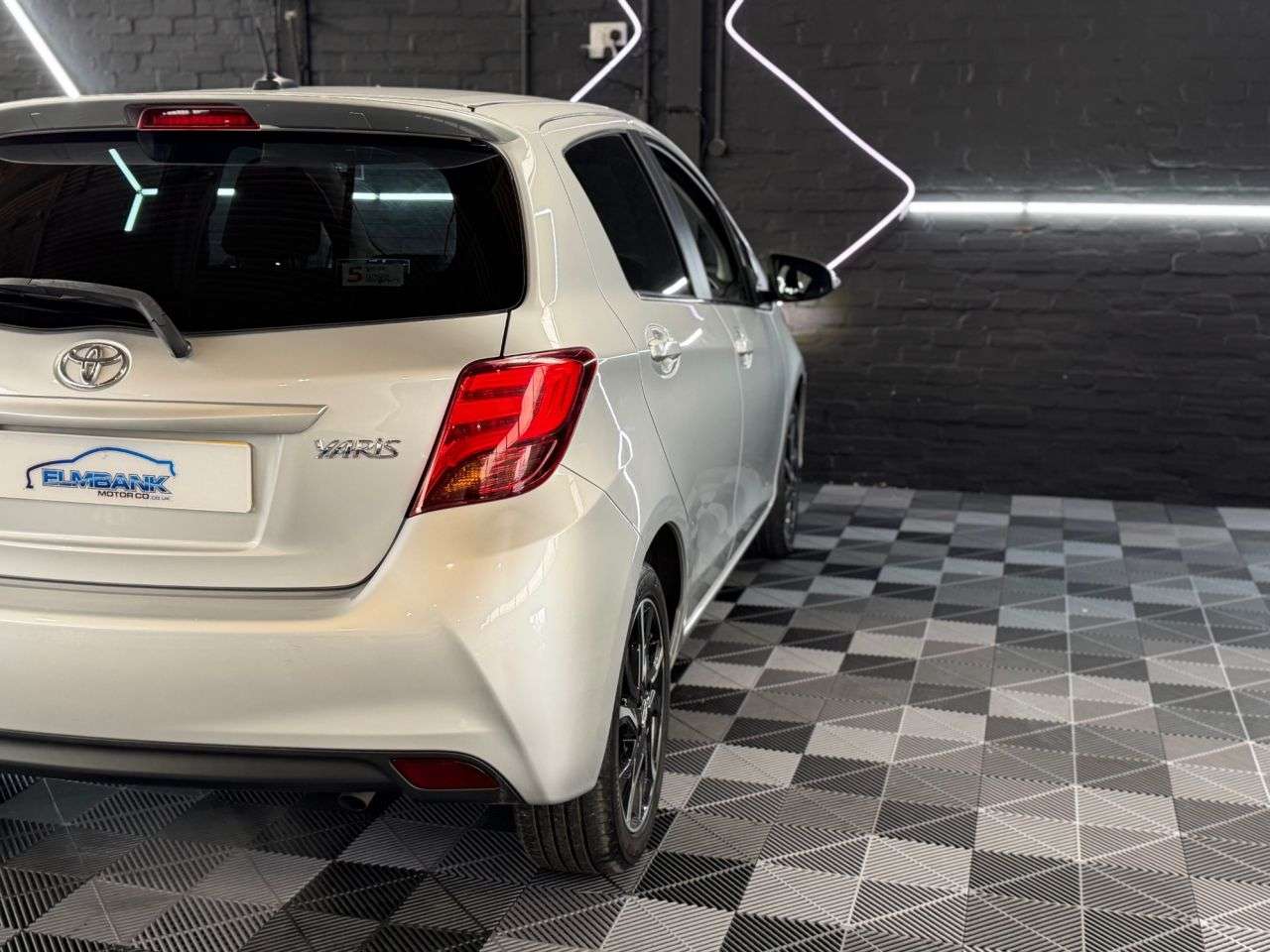 2016 TOYOTA YARIS 2016 TOYOTA YARIS