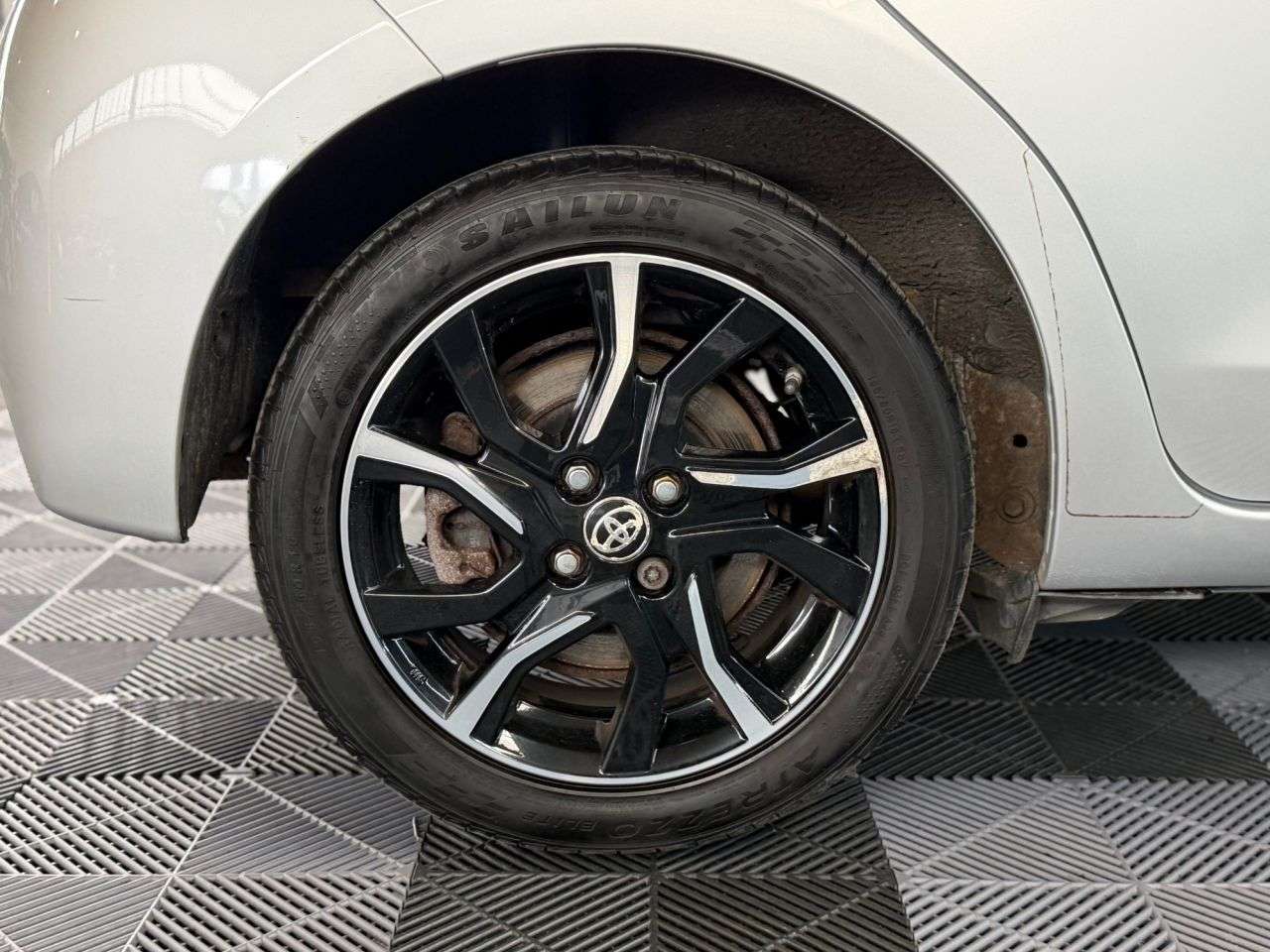 2016 TOYOTA YARIS 2016 TOYOTA YARIS