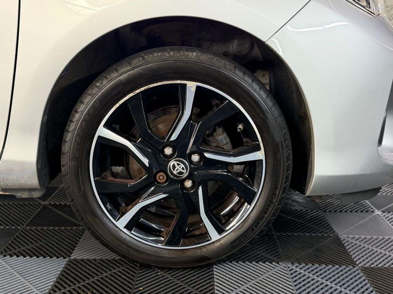 2016 TOYOTA YARIS 2016 TOYOTA YARIS