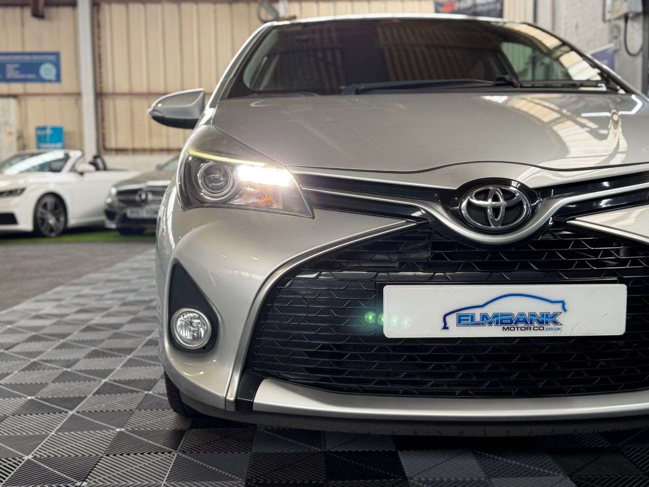 2016 TOYOTA YARIS 2016 TOYOTA YARIS