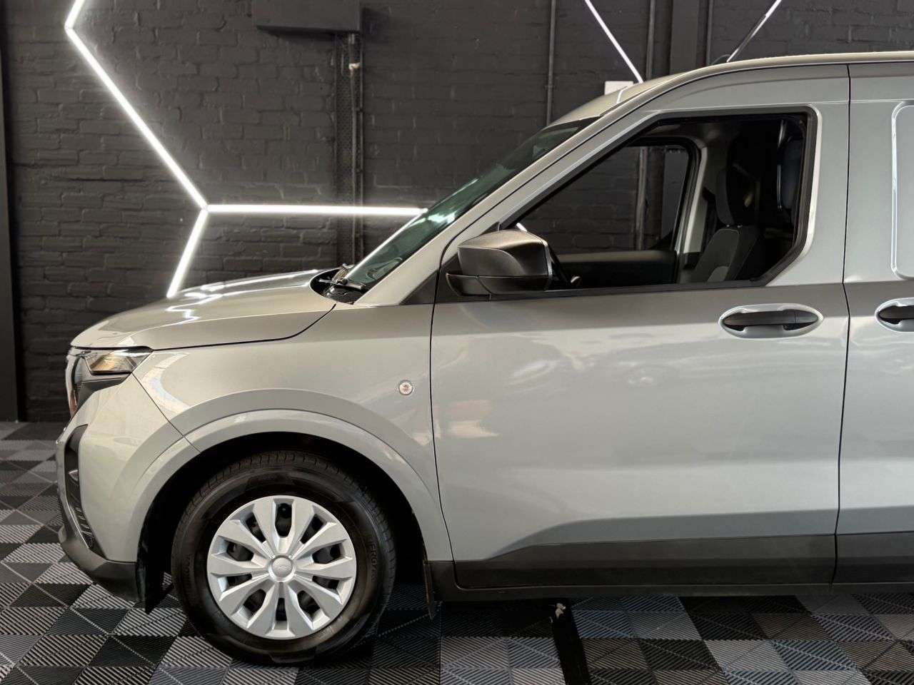 2025 FORD TRANSIT COURIER 2025 FORD TRANSIT COURIER
