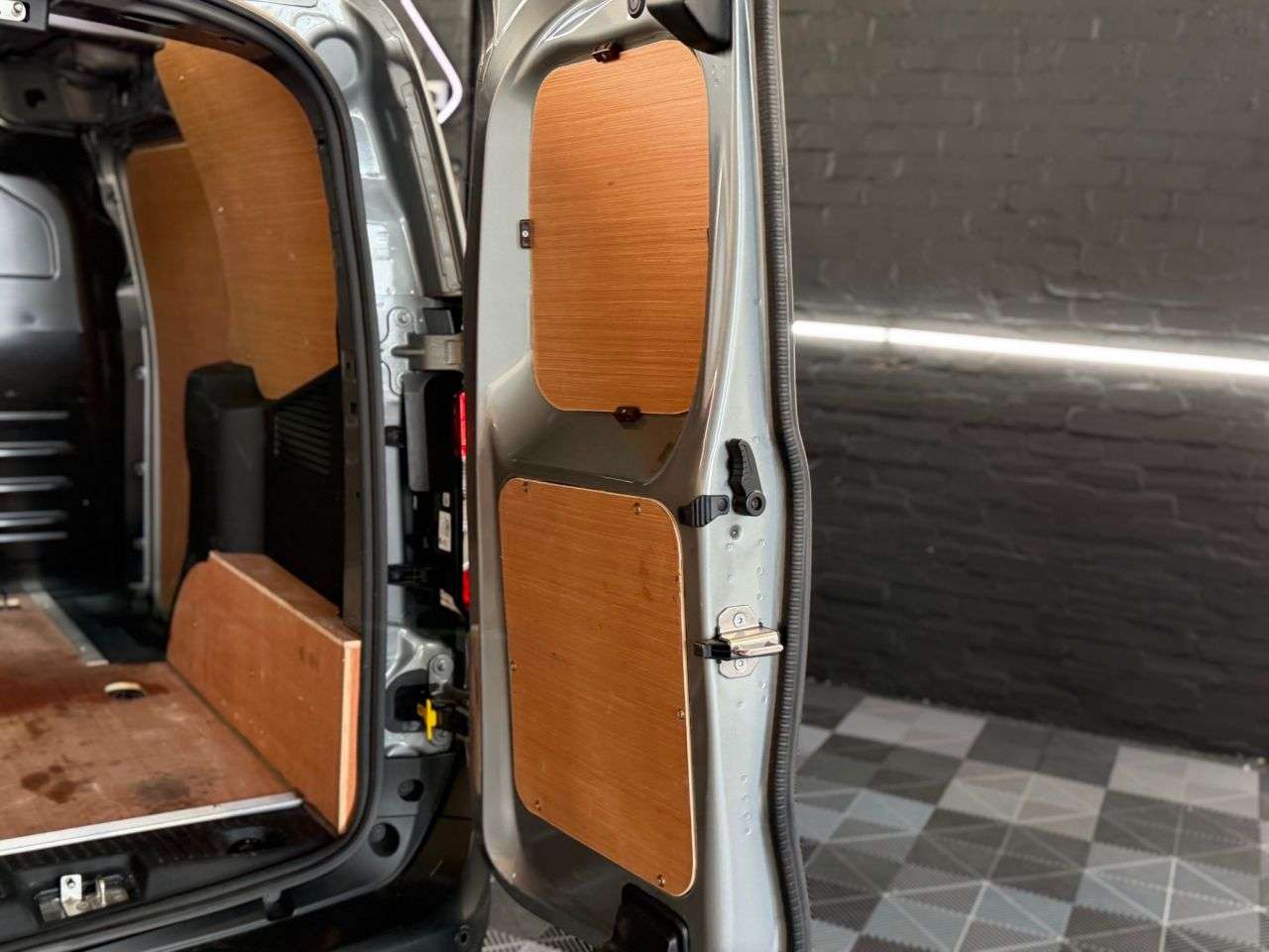 2025 FORD TRANSIT COURIER 2025 FORD TRANSIT COURIER