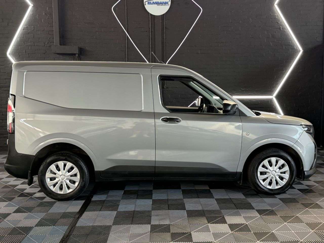 2025 FORD TRANSIT COURIER 2025 FORD TRANSIT COURIER
