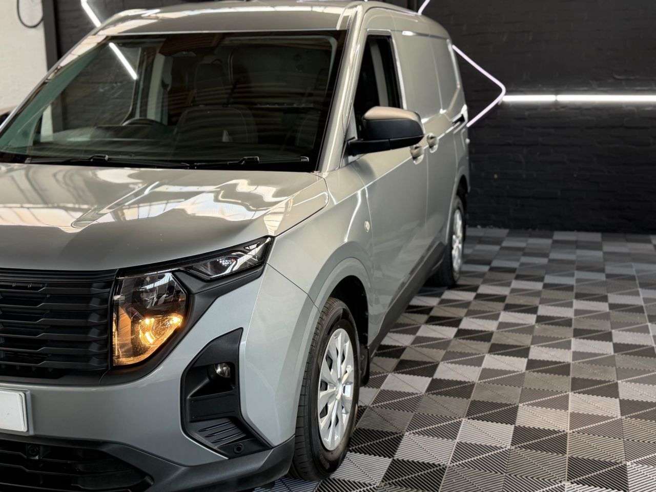 2025 FORD TRANSIT COURIER 2025 FORD TRANSIT COURIER
