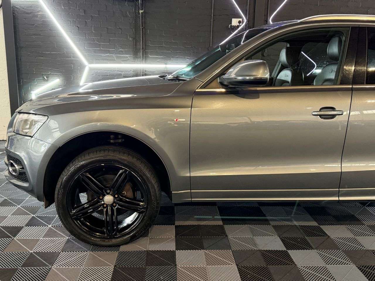 2012 AUDI Q5 2012 AUDI Q5