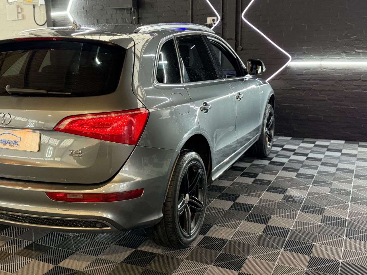 2012 AUDI Q5 2012 AUDI Q5