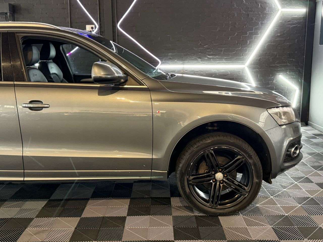 2012 AUDI Q5 2012 AUDI Q5