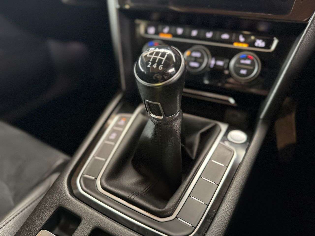 2019 VOLKSWAGEN PASSAT 2019 VOLKSWAGEN PASSAT