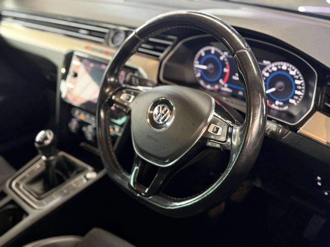 2019 VOLKSWAGEN PASSAT 2019 VOLKSWAGEN PASSAT