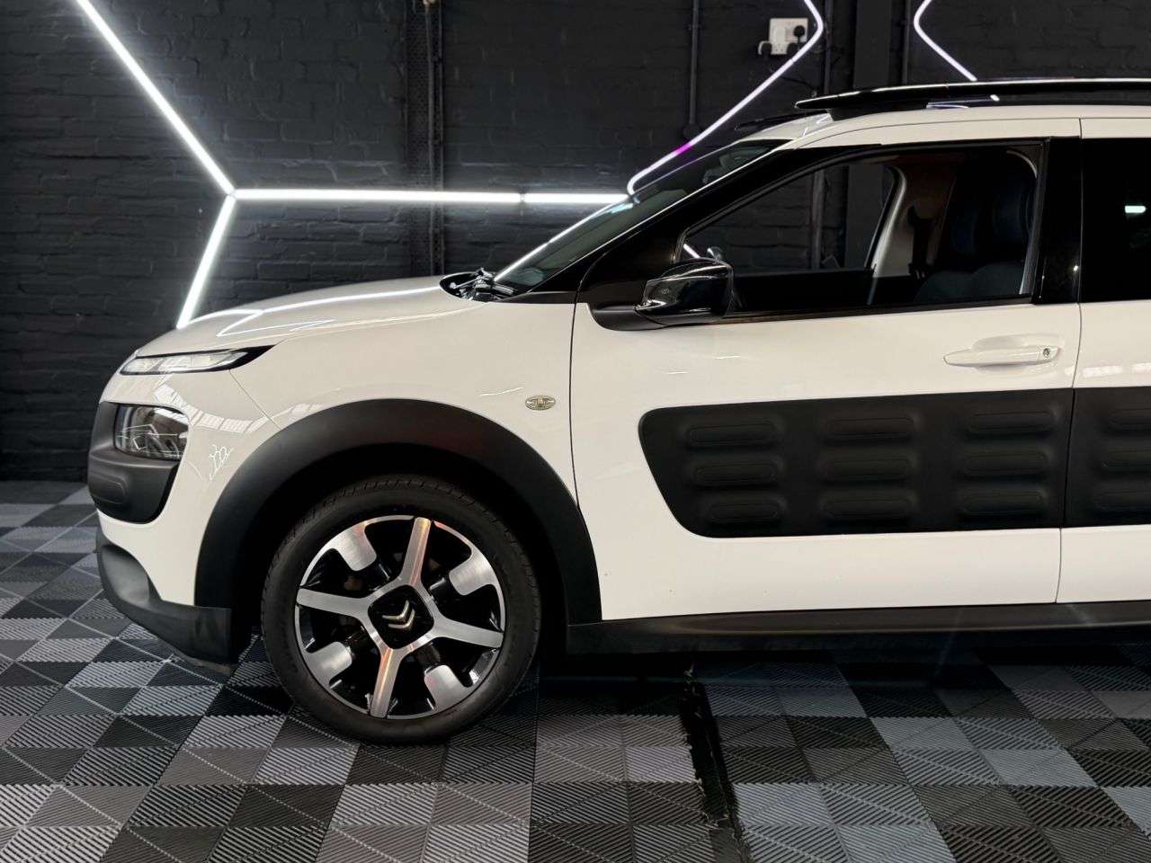2016 CITROEN C4 CACTUS 2016 CITROEN C4 CACTUS