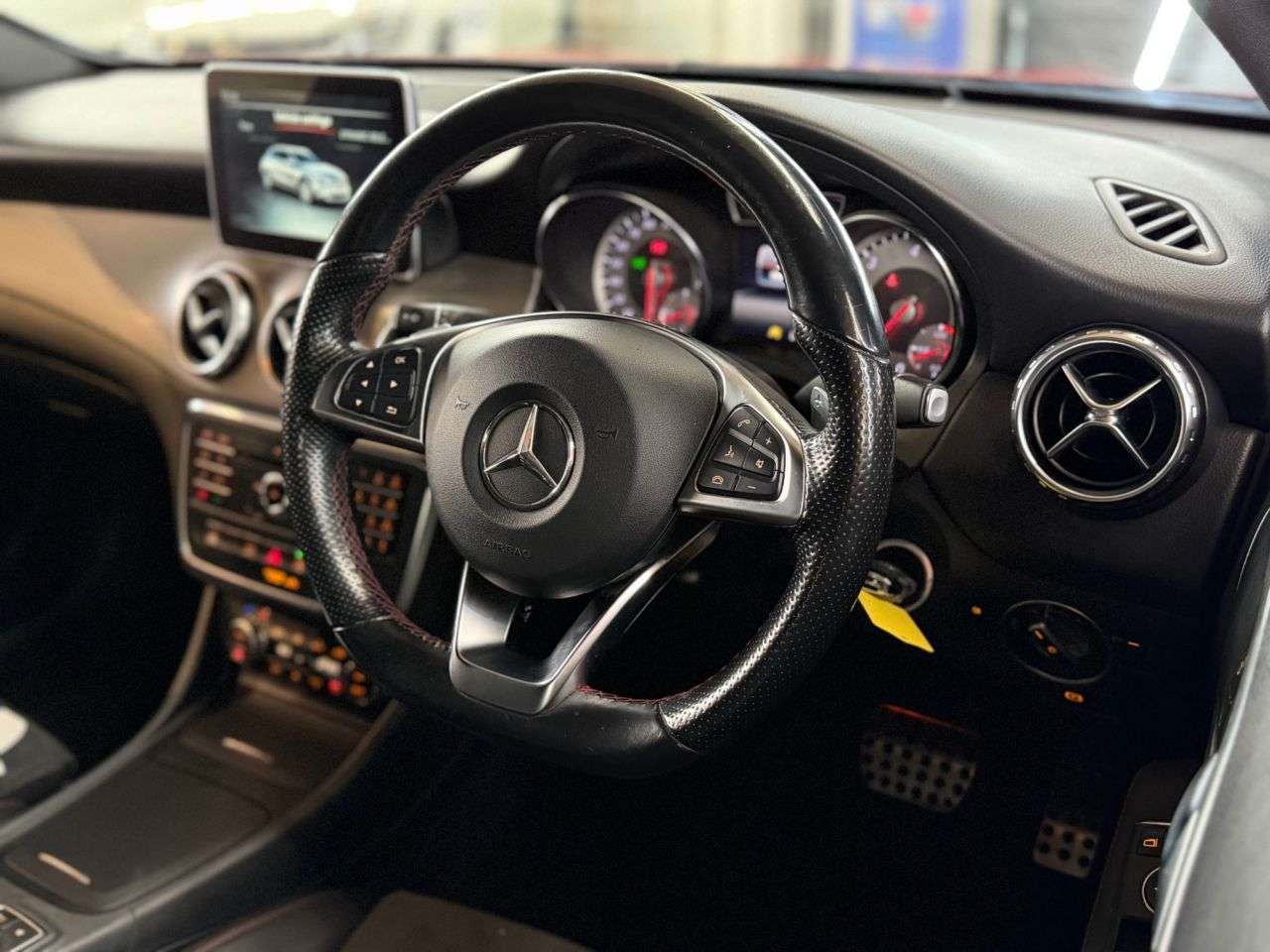 2015 MERCEDES-BENZ GLA 2015 MERCEDES-BENZ GLA