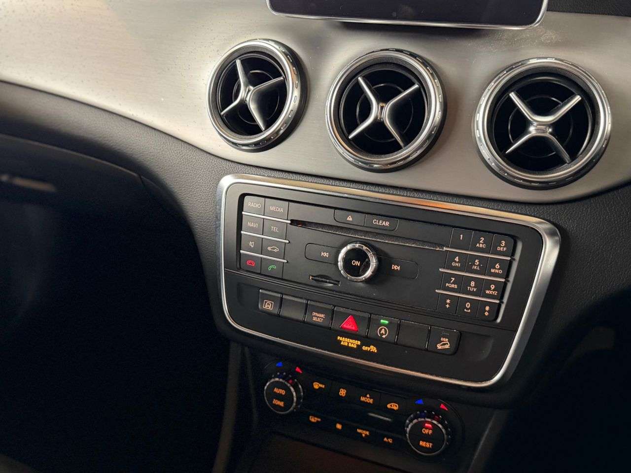 2015 MERCEDES-BENZ GLA 2015 MERCEDES-BENZ GLA