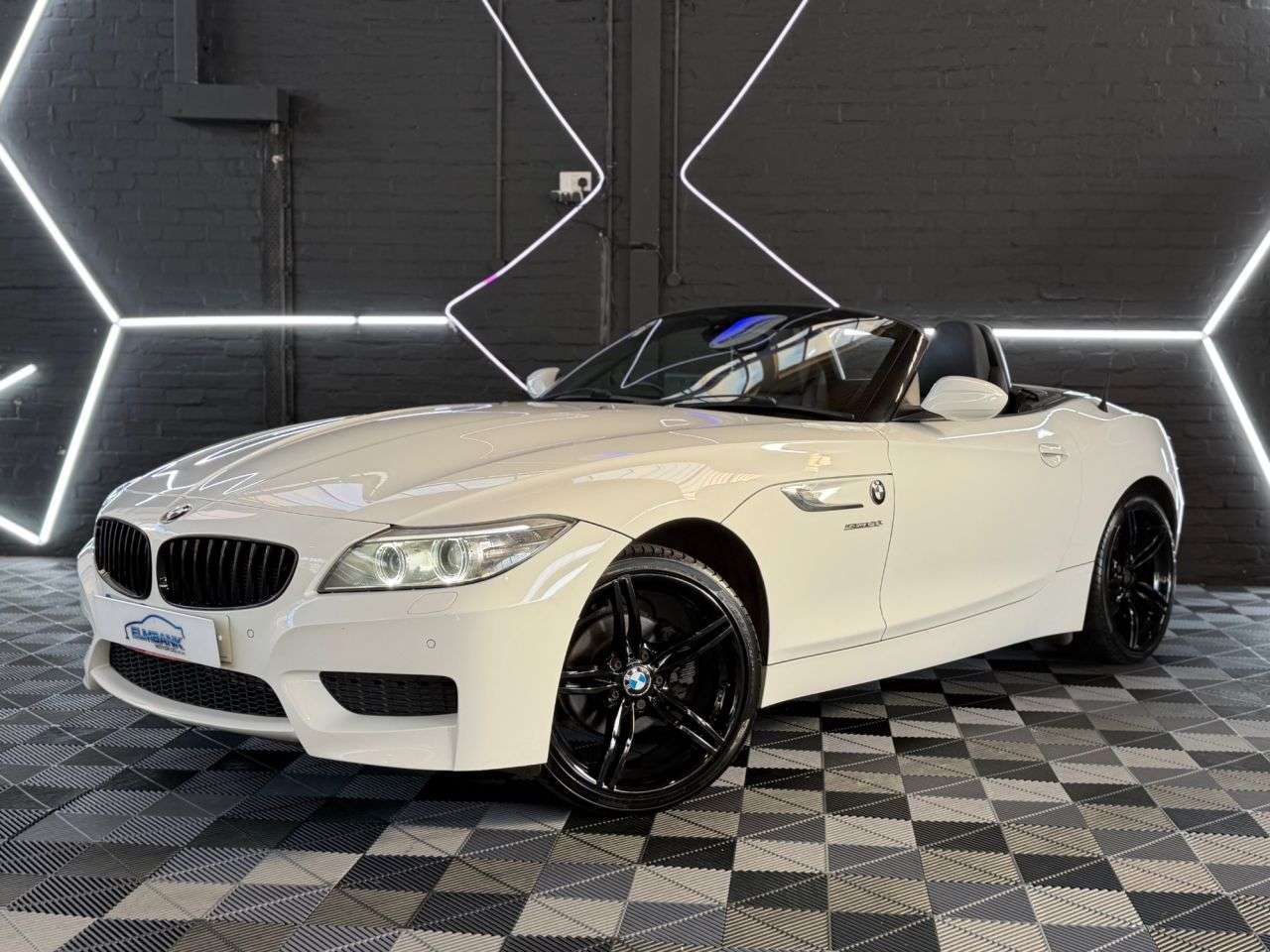 A 2013 BMW Z4 2.0 20i M Sport Convertible 2dr Petrol Manual sDrive Euro 6 (s/s) (184 ps) A 2013 BMW Z4 2.0 20i M Sport Convertible 2dr Petrol Manual sDrive Euro 6 (s/s) (184 ps)