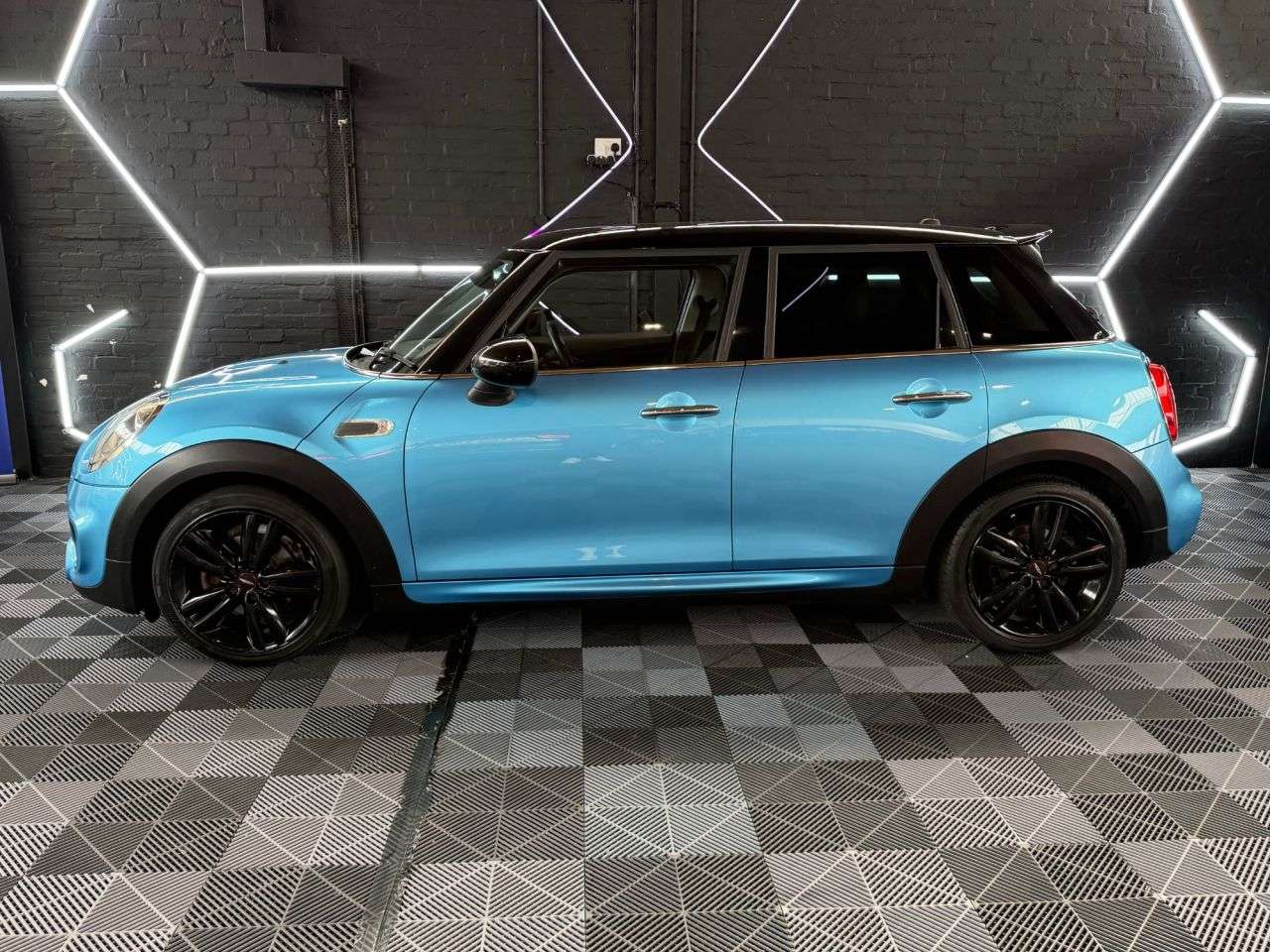 2017 MINI HATCH 2017 MINI HATCH