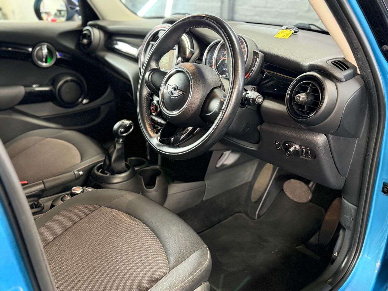 2017 MINI HATCH 2017 MINI HATCH