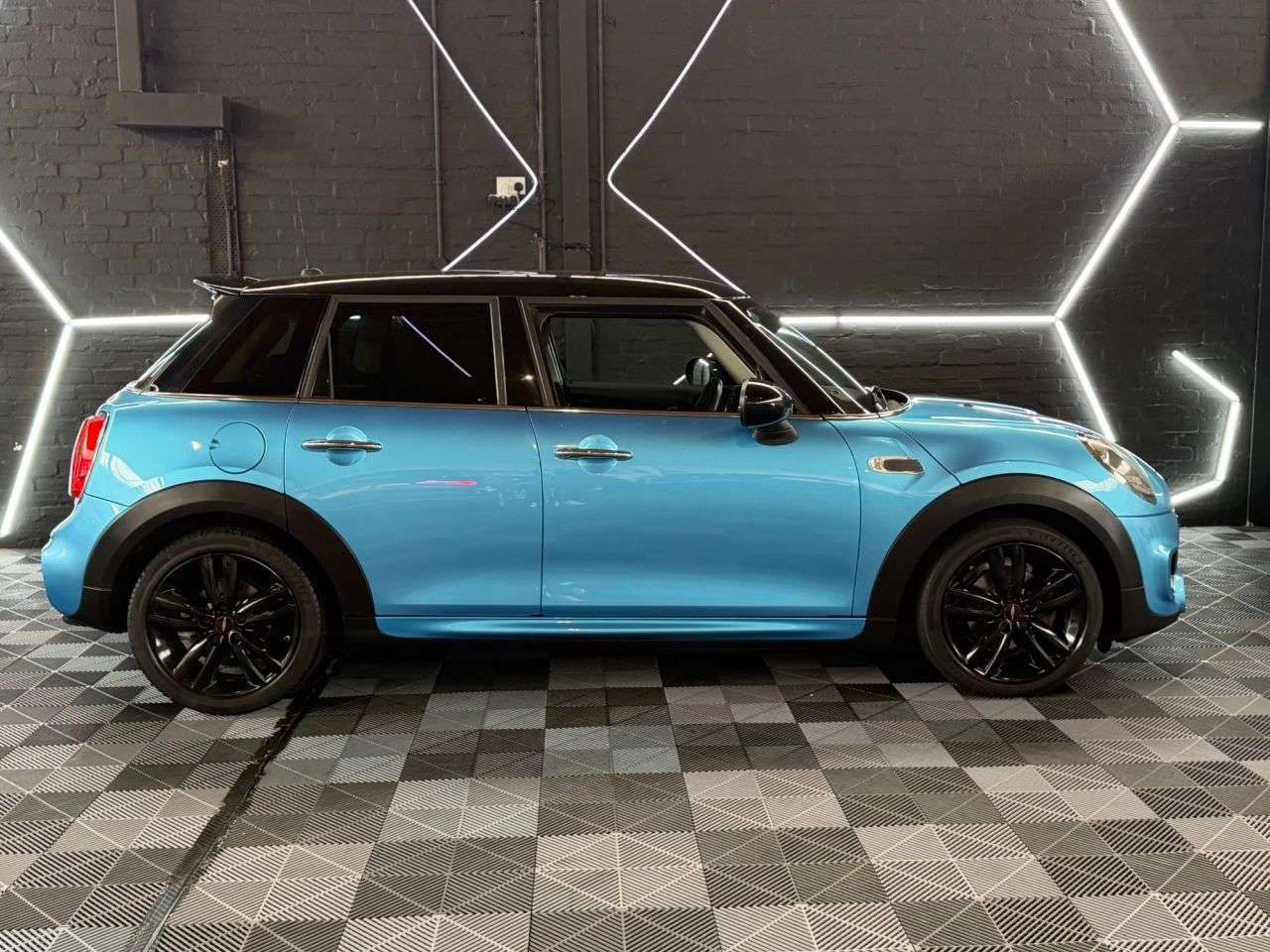 2017 MINI HATCH 2017 MINI HATCH
