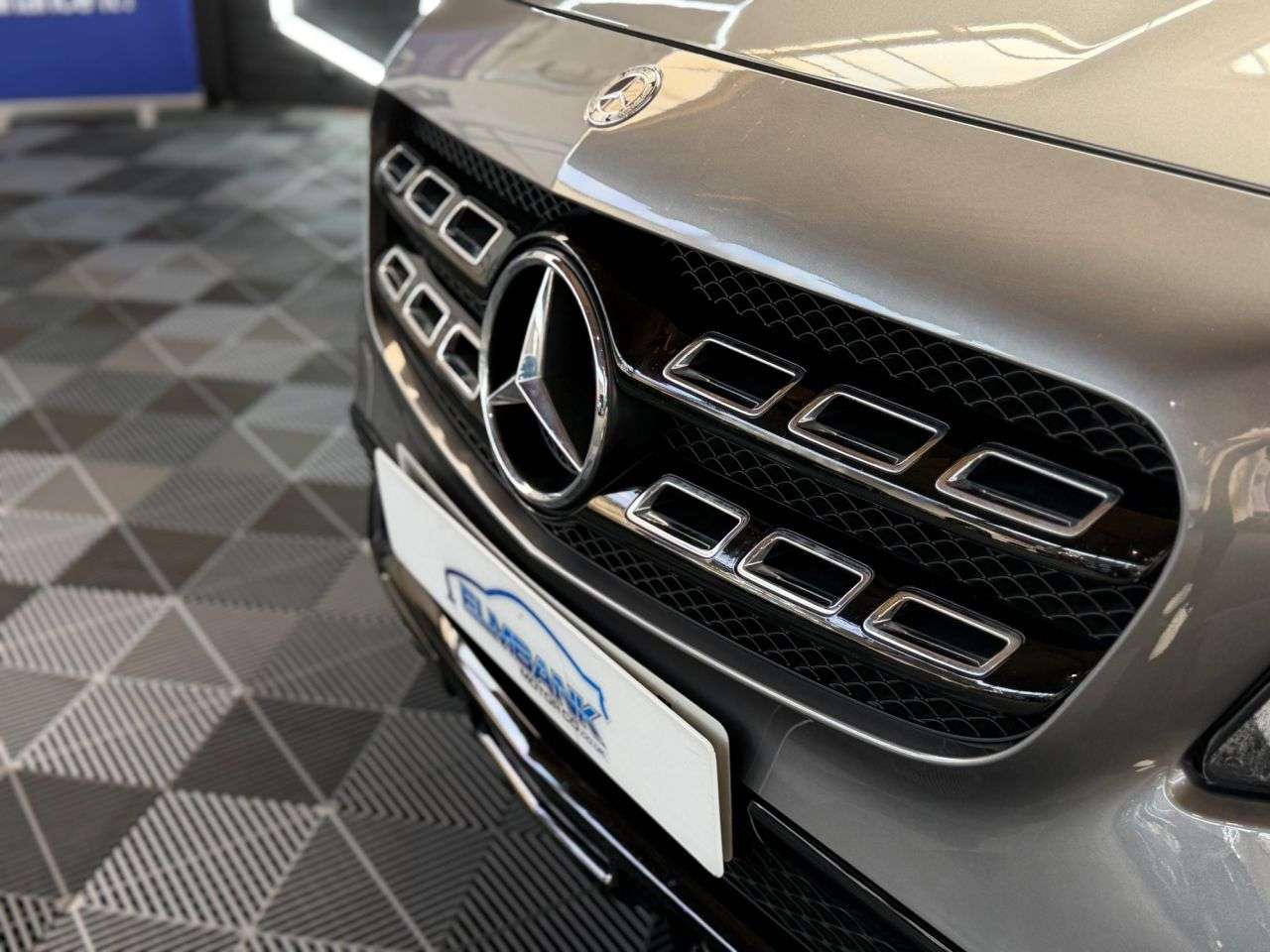 A 2019 MERCEDES-BENZ GLA 1.6 GLA180 Urban Edition SUV 5dr Petrol Manual Euro 6 (s/s) (122 ps) URBAN A 2019 MERCEDES-BENZ GLA 1.6 GLA180 Urban Edition SUV 5dr Petrol Manual Euro 6 (s/s) (122 ps) URBAN